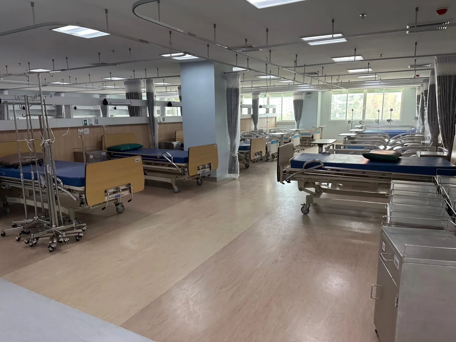 วอร์ดผู้ป่วย รพ.ธรรมศาสตร์ | Two Brothers Medical