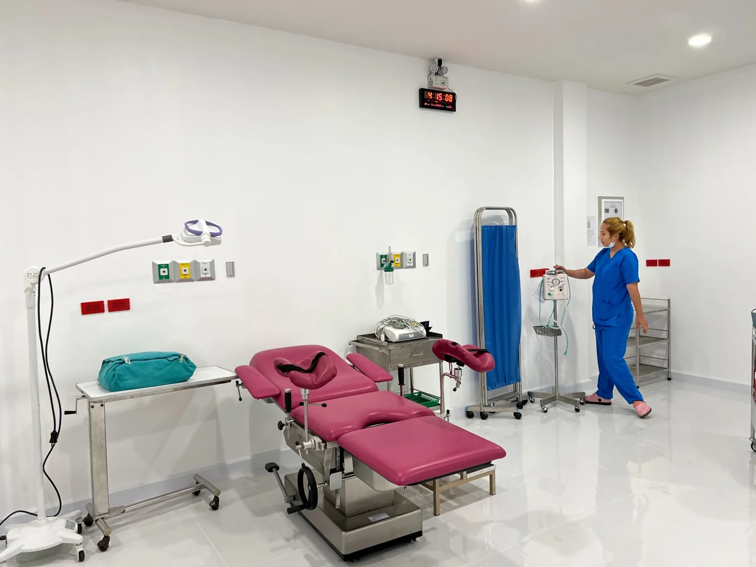 หัวจ่ายก๊าซทางการแพทย์ รพ.เจษฎา | Two Brothers Medical