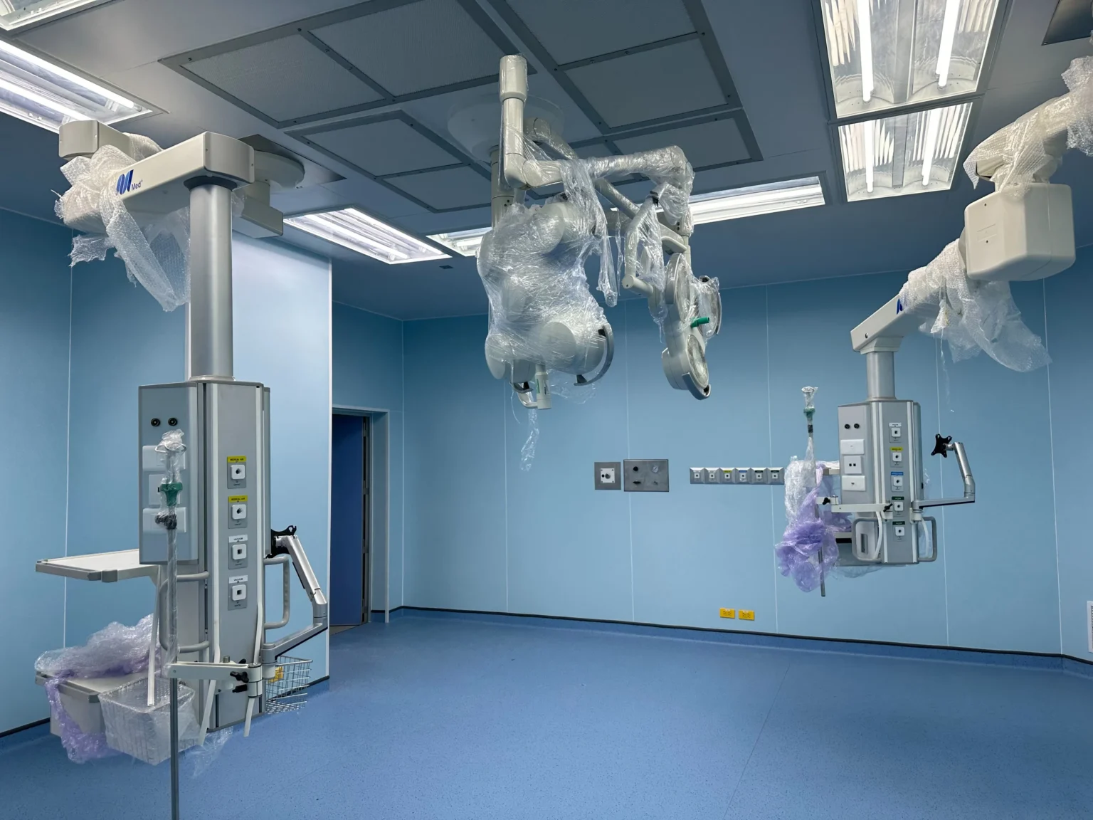 ห้องผ่าตัด เพนแดนท์จ่ายก๊าซ รพ.กลาง | Two Brothers Medical