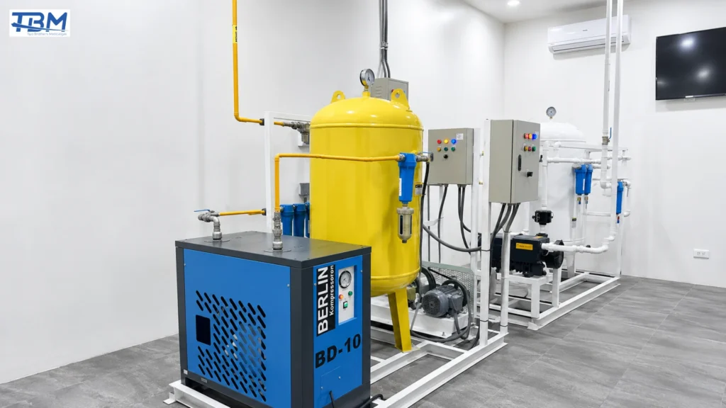 Medical Gas Pipeline System คืออะไร? ส่วนประกอบ และประโยชน์ สำหรับโรงพยาบาล ห้องเครื่อง Medical Air Compressor และ Vacuum Plant สำหรับระบบท่อก๊าซทางการแพทย์